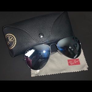 Ray-Ban Aviator Sunglasses